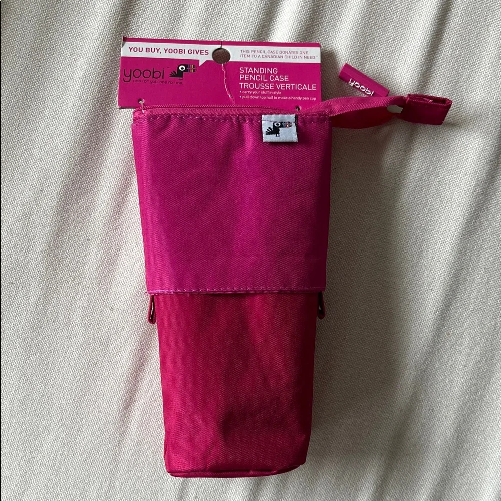 NWT Yoobi Fuchsia Standing Expanding Pencil Holder